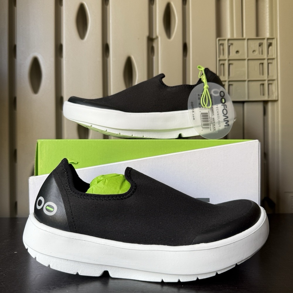 Oofos OOmg Eezee Women's Size 7 Slip On Recovery Sneakers Black Comfort Shoes